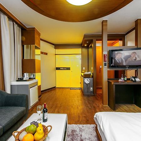 Mk Hotel Йосу Екстериор снимка