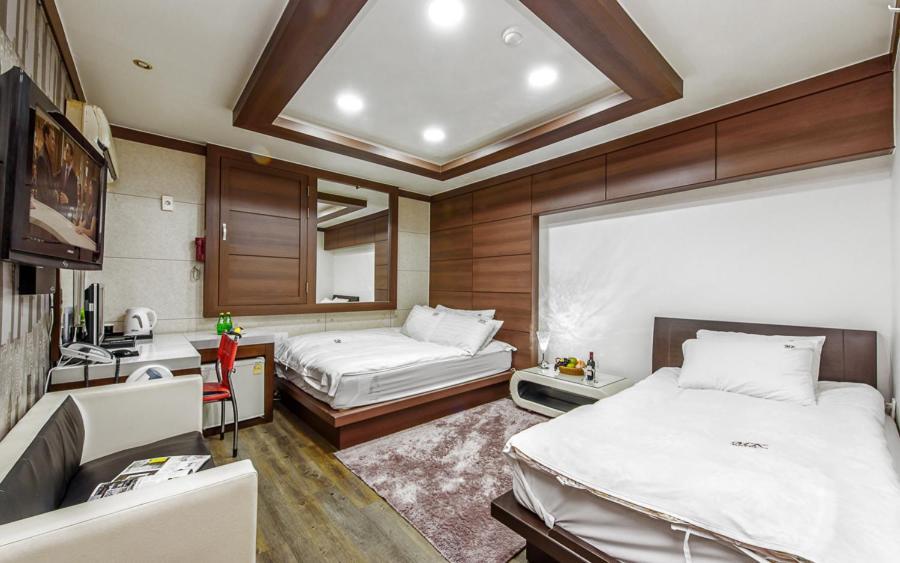 Mk Hotel Йосу Екстериор снимка