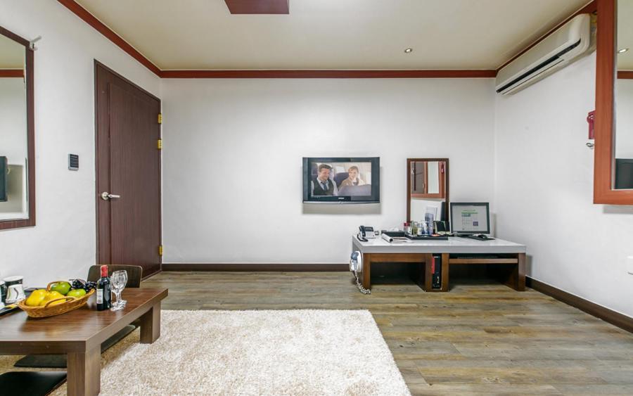 Mk Hotel Йосу Екстериор снимка